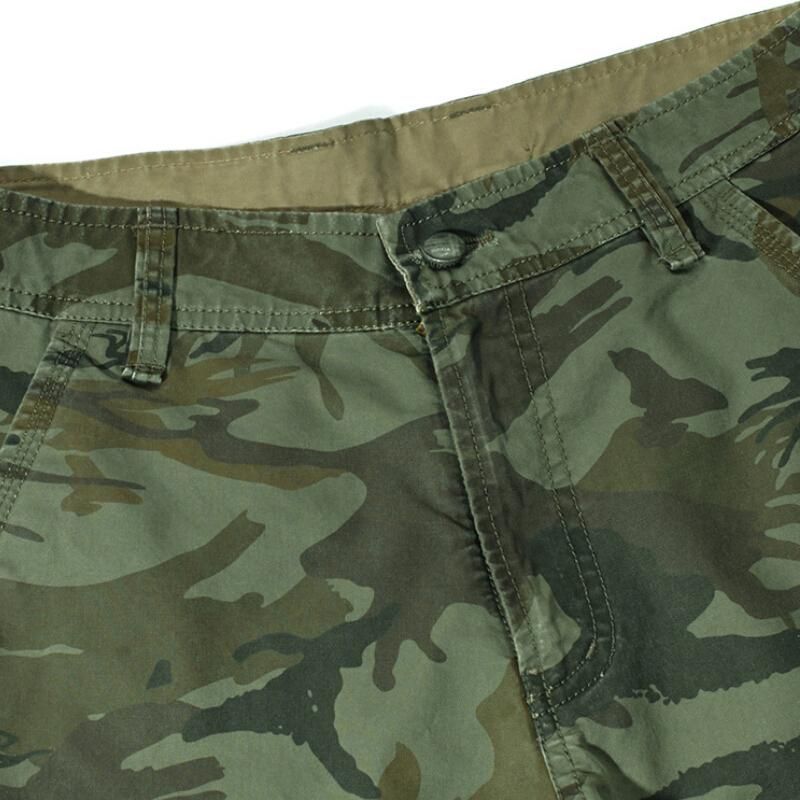 Camo Cargo Šortky